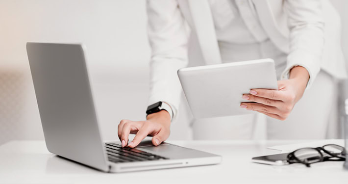 Digitale Zahnarztpraxis 2026: Warum Software über die Zukunft entscheidet